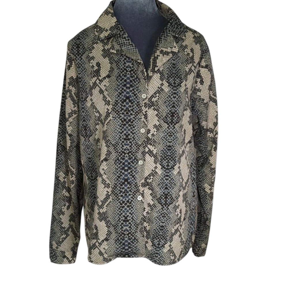 Boohoo Gray Snake Print Button Up Blouse Size 10